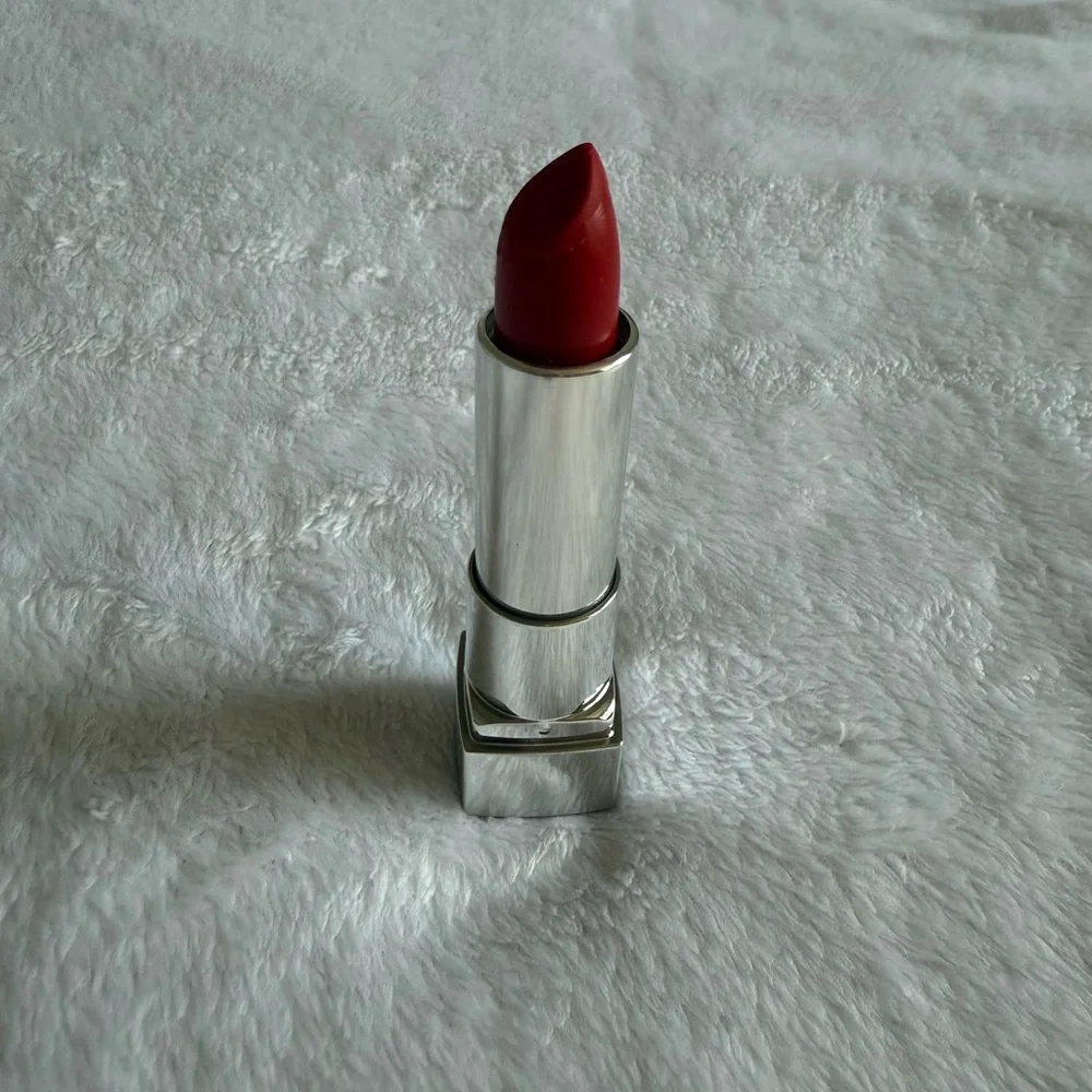 Maybeline and NYX Lipstick and Liner Bundle